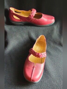 hotter Comfort Concept Dark Red Braided Strap Mary Jane Flats - Size 8.5